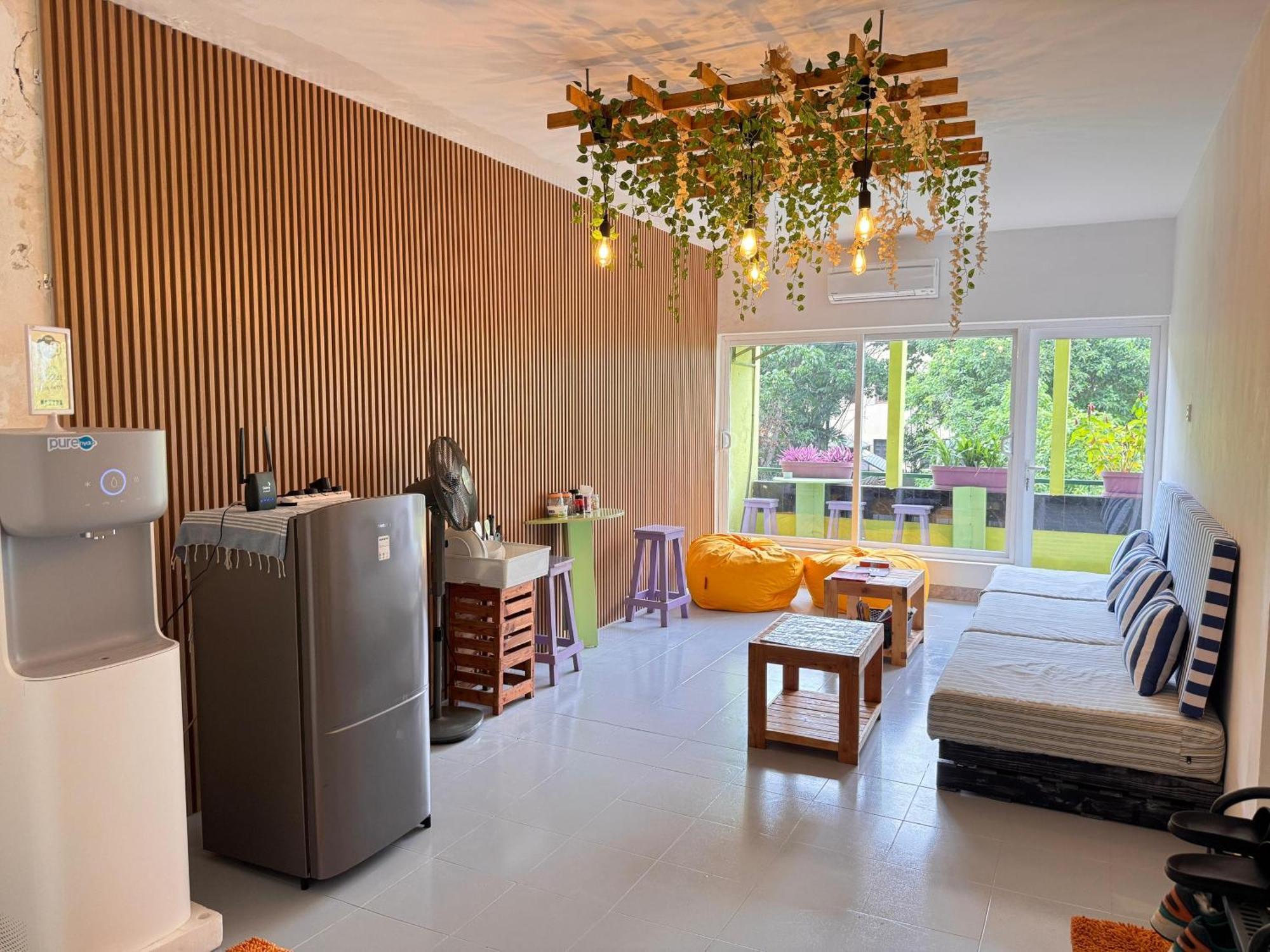 Hostel Republic At Galle Face Colombo Exterior photo